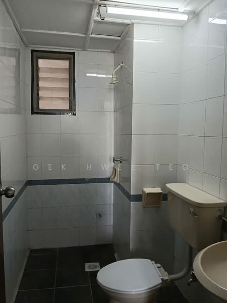 Servis Apartment untuk Disewa di Rhythm Avenue - Gek Hwee Teo - Bathroom - PropertyGuru.com.my