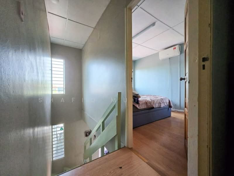 2-storey Terraced House for Sale in Seksyen 17 (Shah Alam) - Shafiq Muttalib - Bedroom - PropertyGuru.com.my