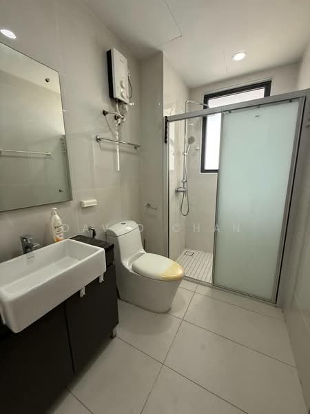 Condominium for Rent at Royal Strand @ Country Garden Danga Bay - David Chan - Bathroom - PropertyGuru.com.my
