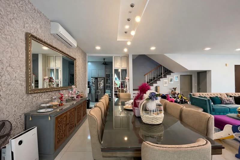 Rumah Berkembar untuk Dijual di Kajang (Selangor) - Mohd Faizal - Dining Room - PropertyGuru.com.my