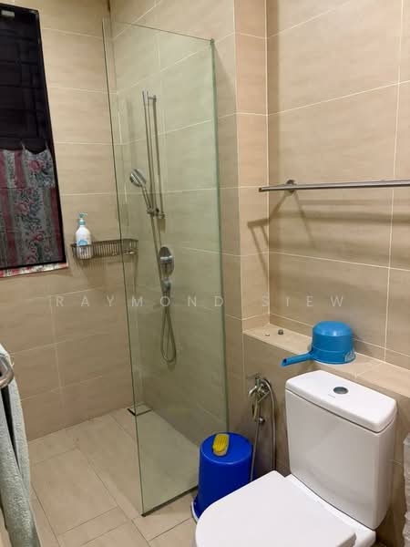 3-storey Terraced House for Rent in Lake Fields (Sungai Besi) - Raymond Siew - Bathroom - PropertyGuru.com.my