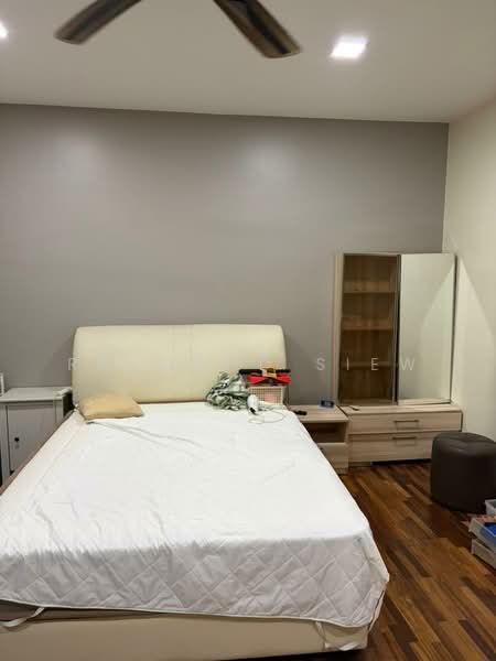 3-storey Terraced House for Rent in Lake Fields (Sungai Besi) - Raymond Siew - Bedroom - PropertyGuru.com.my