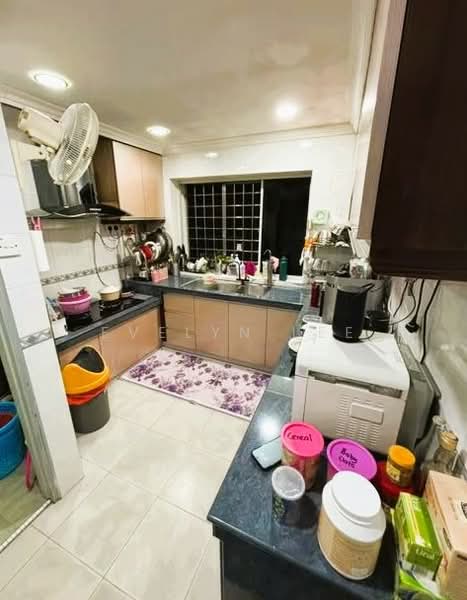 2-storey Terraced House for Sale in Taman Bukit Idaman (Selayang) - Evelyn Lee - Kitchen - PropertyGuru.com.my
