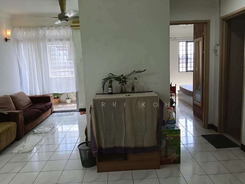 Condominium for Rent at D'aman Crimson - Sherri Koh - Living Room - PropertyGuru.com.my