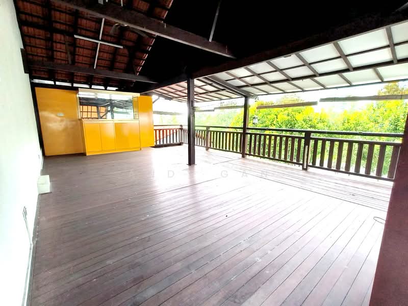 Rumah Berkembar untuk Dijual di Kinrara Residence (Puchong) - Andy Gan - Open space back yard - PropertyGuru.com.my