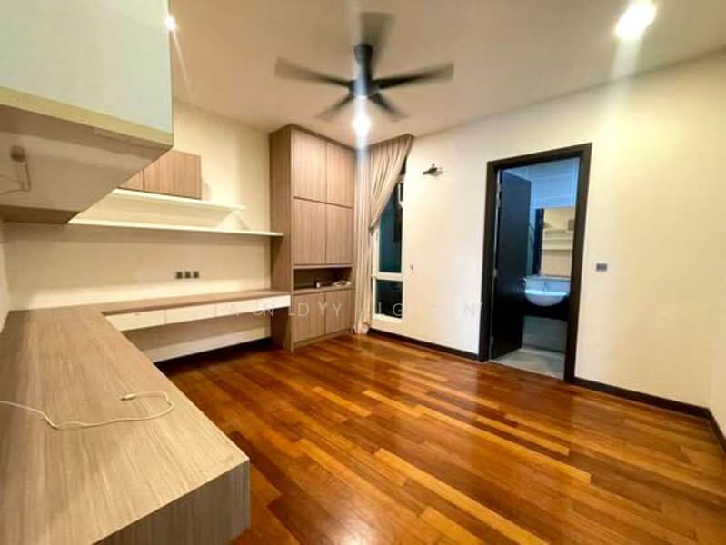 Rumah Berkembar untuk Dijual di Kinrara Residence (Puchong) - Andy Gan - Study - PropertyGuru.com.my