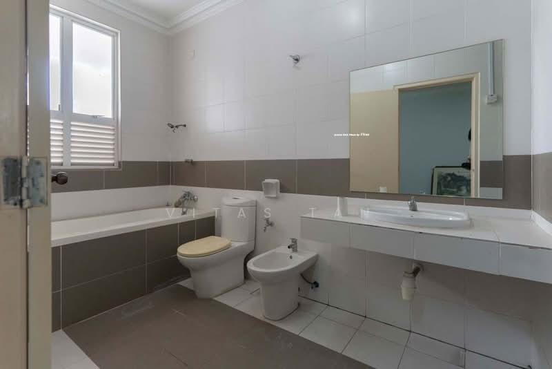 Terraced House for Rent in Shah Alam (Selangor) - Vitas Tan - Bathroom - PropertyGuru.com.my