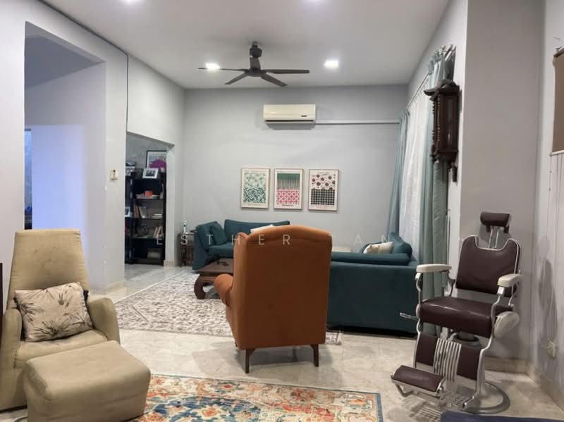 2.5-storey Terraced House for Sale in Sierramas West (Sungai Buloh) - Esther Tan - Living Room - PropertyGuru.com.my
