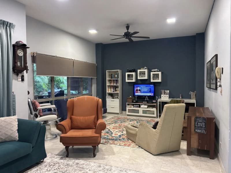 2.5-storey Terraced House for Sale in Sierramas West (Sungai Buloh) - Esther Tan - Living Room - PropertyGuru.com.my