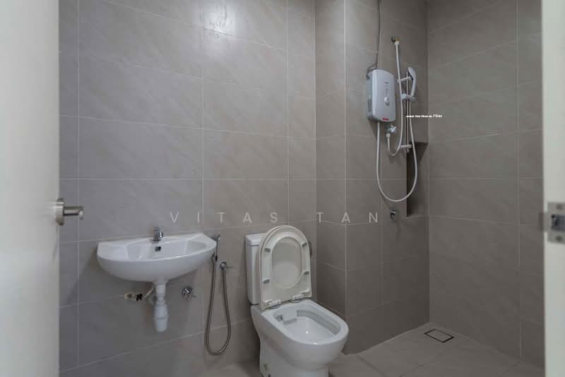 Rumah Bandar untuk Disewa di Eco Ardence (Setia Alam) - Vitas Tan - Bathroom - PropertyGuru.com.my
