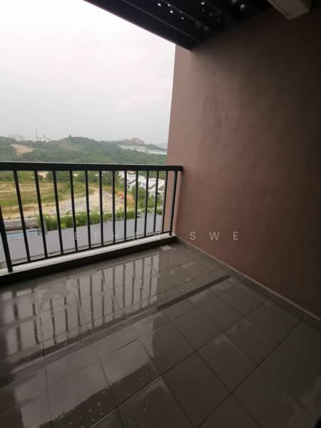 Kondominium untuk Dijual di Residensi Bukit Palma 1 (Palm Hill Residence 1) - Ethan Swe - Balcony - PropertyGuru.com.my