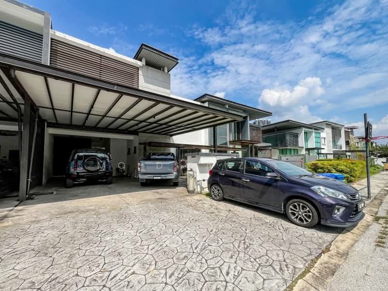 Semi-Detached House for Sale in Shah Alam (Selangor) - Mohd Faizal - Exterior - PropertyGuru.com.my
