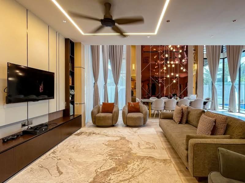 Semi-Detached House for Sale in Shah Alam (Selangor) - Mohd Faizal - Living Room - PropertyGuru.com.my