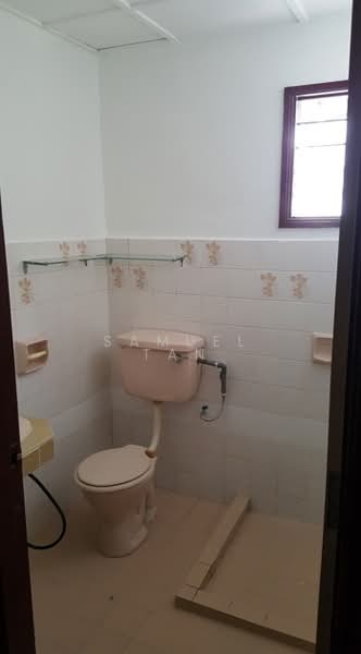 Apartment for Rent at Melawati Hillside Apartment - Samuel Tan - Bathroom - PropertyGuru.com.my