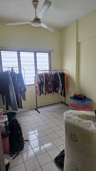 Rumah Flat untuk Dijual di Flat Dahlia - Shalukis Hau - Interior - PropertyGuru.com.my