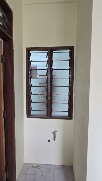 Rumah Flat untuk Dijual di Flat Dahlia - Shalukis Hau - Interior - PropertyGuru.com.my