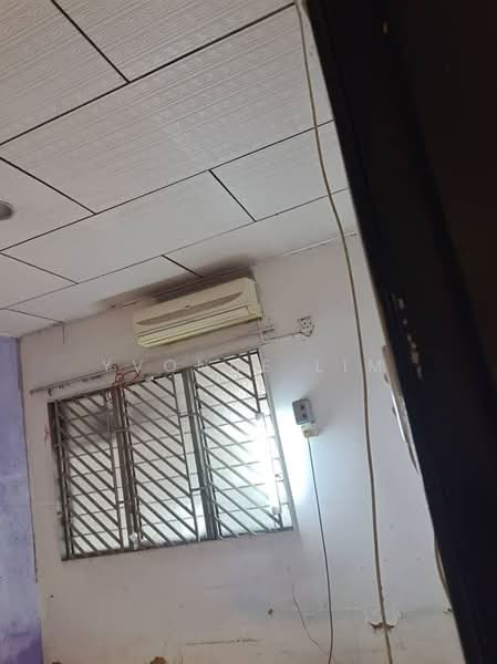 Rumah Teres 1 Tingkat untuk Dijual di Taman Dahlia (Tampoi) - Yvonne Lim - Interior - PropertyGuru.com.my