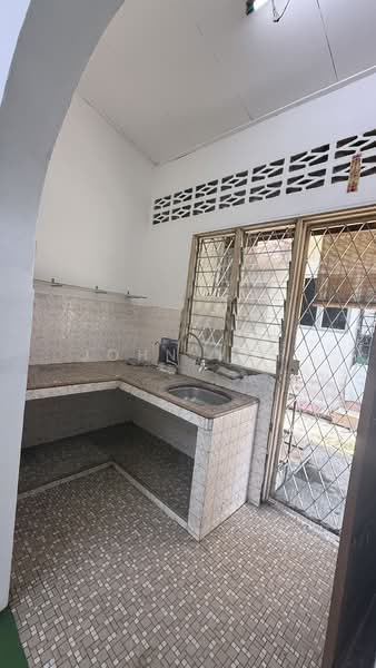 2-storey Terraced House for Sale in Ampang Jaya (Ampang) - John Yen - Kitchen - PropertyGuru.com.my