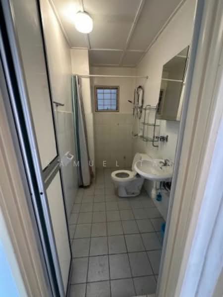 Apartment for Rent at Jalil Damai Apartments - Samuel Tan - Bathroom - PropertyGuru.com.my