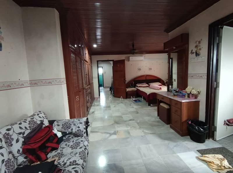 2-storey Terraced House for Sale in Batu 11 (Cheras) - Esharani . - PropertyGuru.com.my