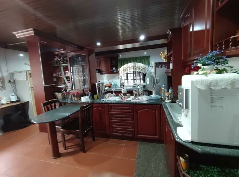 2-storey Terraced House for Sale in Batu 11 (Cheras) - Esharani . - PropertyGuru.com.my