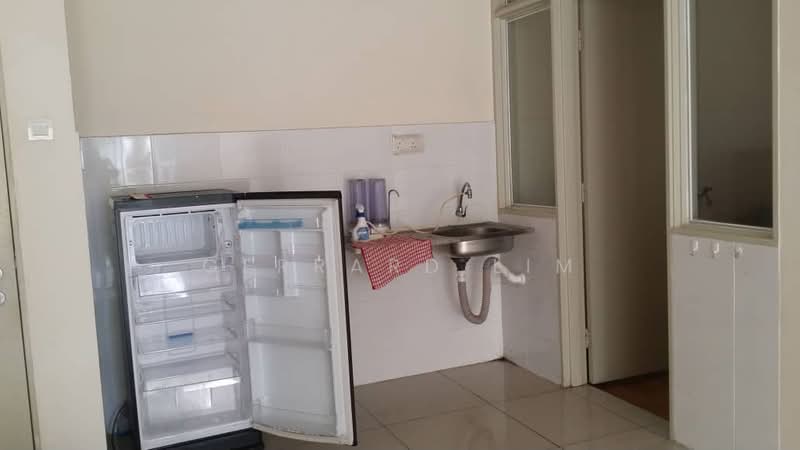 Kondominium untuk Dijual di Platinum Lake PV 15 - Gerrard Lim - Kitchen - PropertyGuru.com.my
