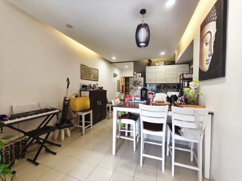 Apartment for Sale at Serdang Villa Apartment - Yenn Chong - Dining Room - PropertyGuru.com.my