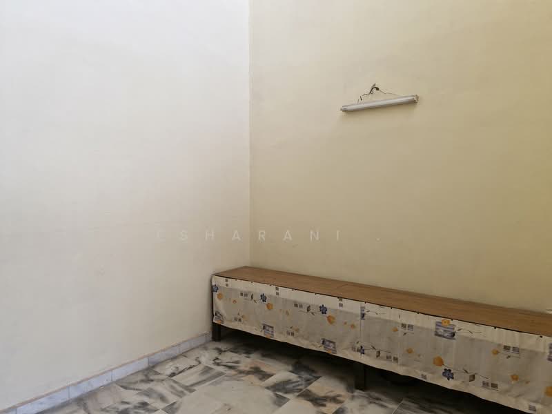 2-storey Terraced House for Sale in Batu 9 (Cheras) - Esharani . - PropertyGuru.com.my