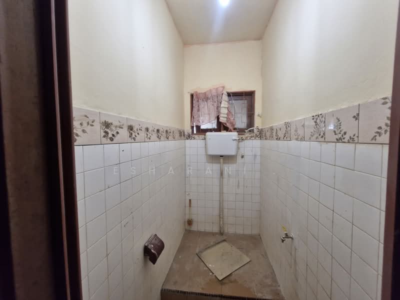 2-storey Terraced House for Sale in Batu 9 (Cheras) - Esharani . - PropertyGuru.com.my