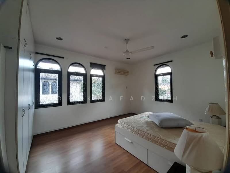 Bungalow for Sale in Seksyen 11 (Shah Alam) - Nor Khafadzah - Bedroom - PropertyGuru.com.my