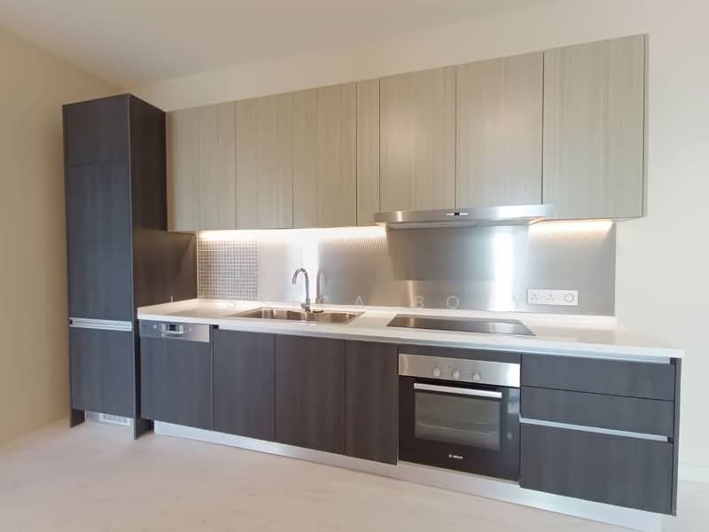 Servis Apartment untuk Dijual di Setia Sky 88 - Jessica Boey - Kitchen - PropertyGuru.com.my