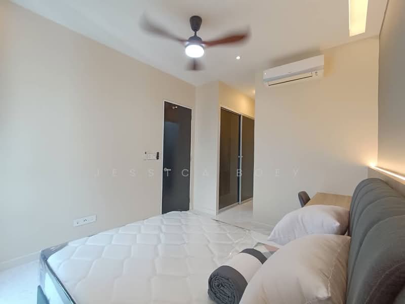 Servis Apartment untuk Dijual di Setia Sky 88 - Jessica Boey - Bedroom - PropertyGuru.com.my