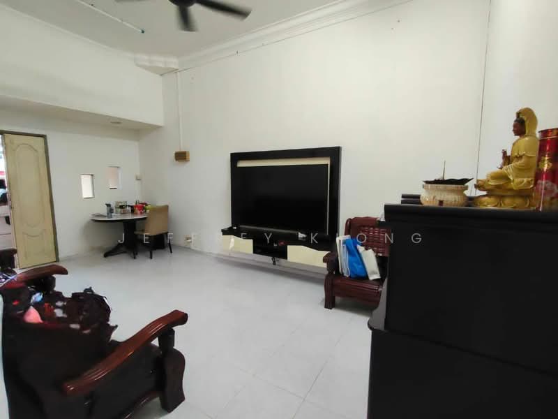 1-storey Terraced House for Sale in Iskandar Puteri (Nusajaya) (Johor) - Jeffrey Kiong - Living Room - PropertyGuru.com.my