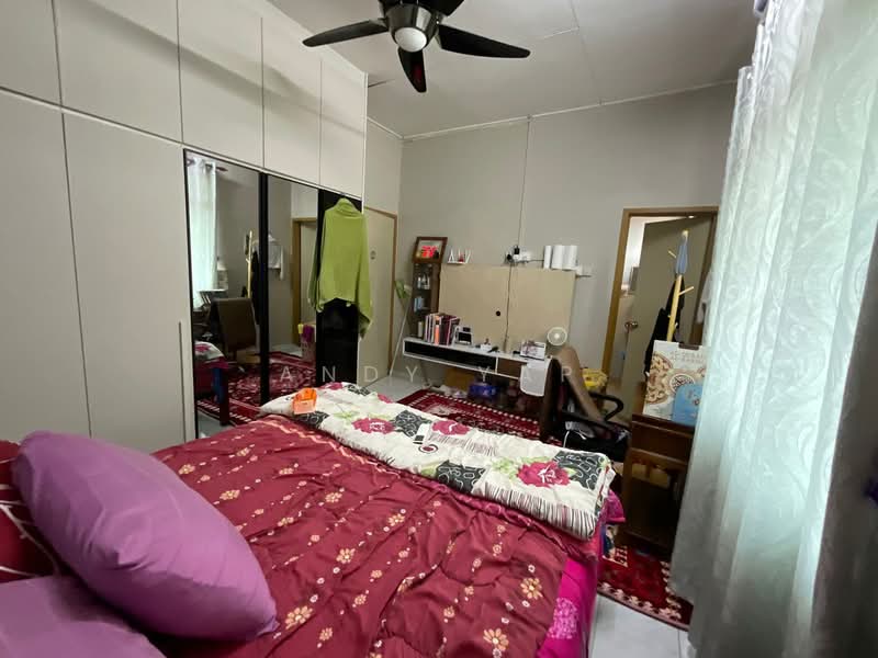 Rumah Teres 2 Tingkat untuk Dijual di Rawang (Selangor) - Andy Yap - Bedroom - PropertyGuru.com.my
