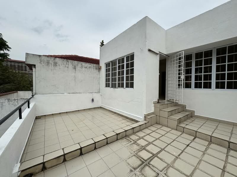 2-storey Terraced House for Sale in SS12 (Subang Jaya) - Shiqin Saidin - Exterior - PropertyGuru.com.my