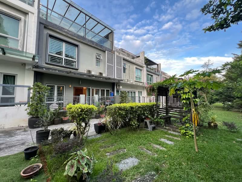 Rumah Teres 3 Tingkat untuk Dijual di Denai Alam (Shah Alam) - Shiqin Saidin - Exterior - PropertyGuru.com.my