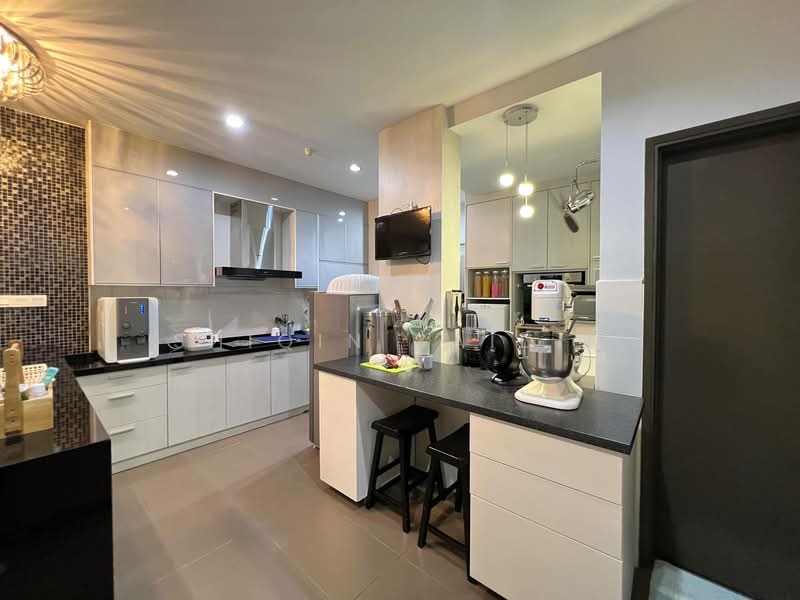 Rumah Teres 3 Tingkat untuk Dijual di Denai Alam (Shah Alam) - Shiqin Saidin - Kitchen - PropertyGuru.com.my