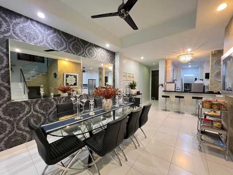 Rumah Teres 3 Tingkat untuk Dijual di Denai Alam (Shah Alam) - Shiqin Saidin - Dining Room - PropertyGuru.com.my
