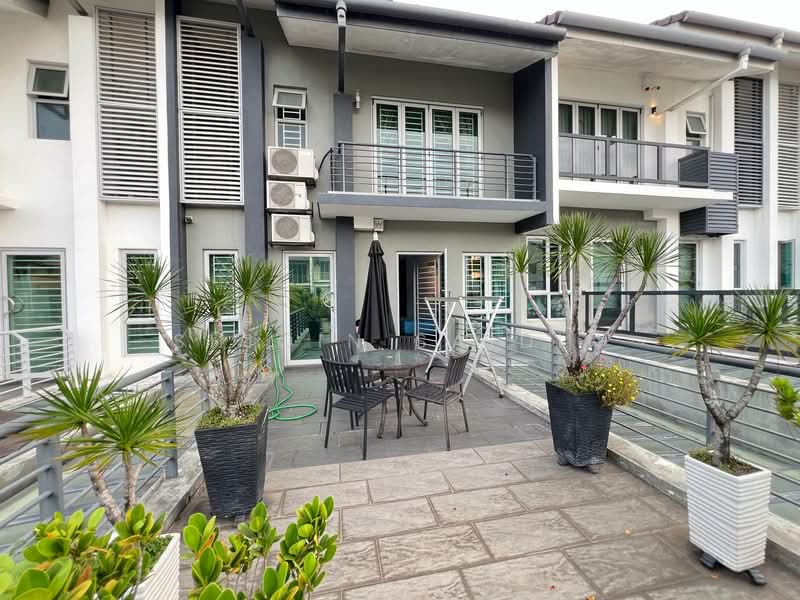 Rumah Teres 3 Tingkat untuk Dijual di Denai Alam (Shah Alam) - Shiqin Saidin - Exterior - PropertyGuru.com.my