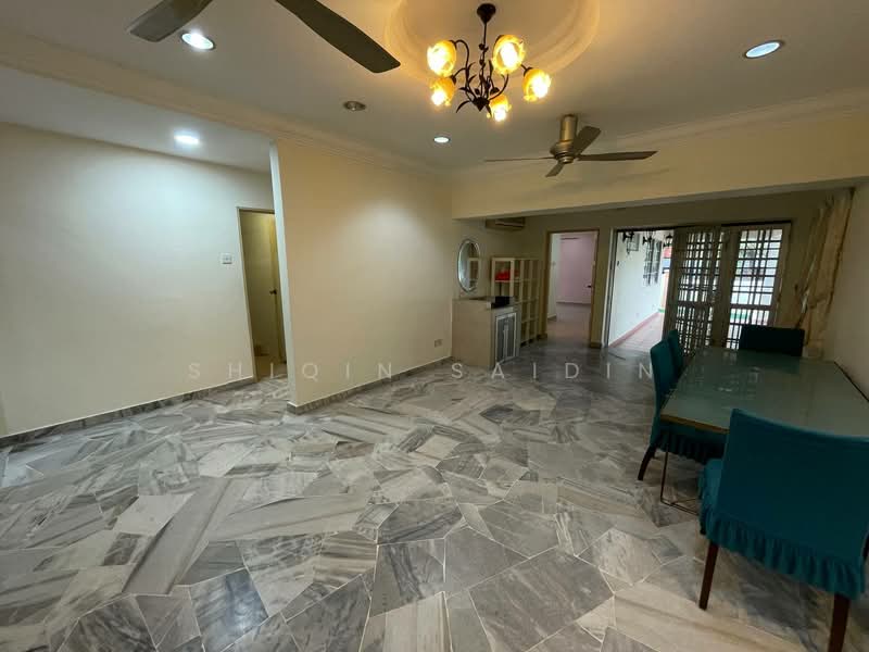 Rumah Berkembar untuk Dijual di Seksyen 9 (Shah Alam) - Shiqin Saidin - Living Room - PropertyGuru.com.my