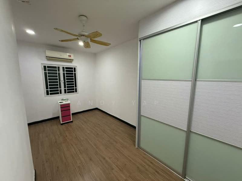 2-storey Terraced House for Sale in Kota Emerald (Rawang) - Andy Yap - Bedroom - PropertyGuru.com.my