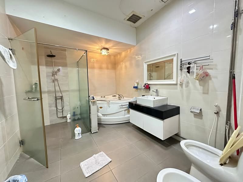 Semi-Detached House for Sale in Anggun 2 Residence (Rawang) - Andy Yap - Bathroom - PropertyGuru.com.my