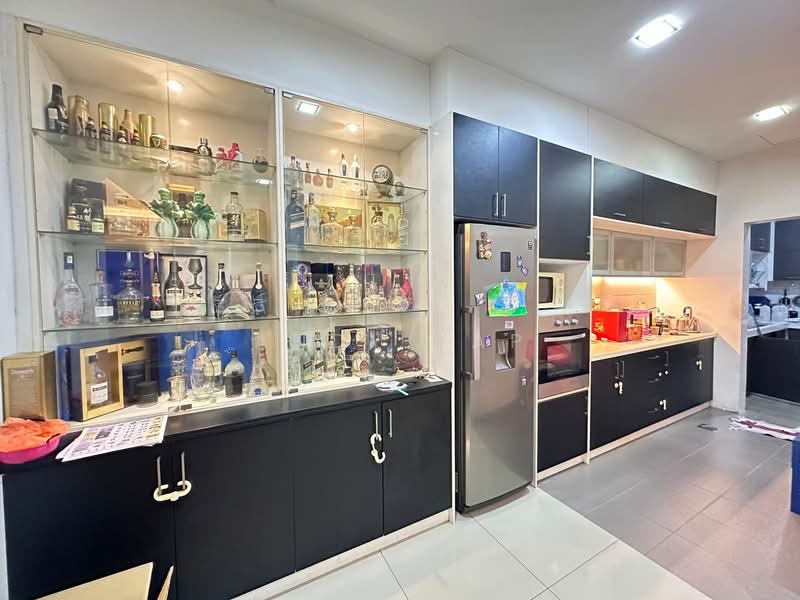 Semi-Detached House for Sale in Anggun 2 Residence (Rawang) - Andy Yap - Kitchen - PropertyGuru.com.my