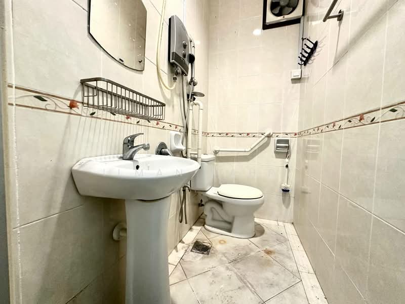 2-storey Terraced House for Sale in Cheras (Selangor) - Ilman Nahri - Bathroom - PropertyGuru.com.my