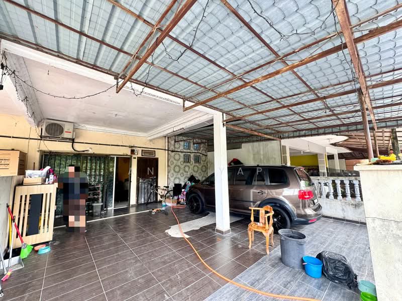 2-storey Terraced House for Sale in Taman Pelangi (Rawang) - Andy Yap - Exterior - PropertyGuru.com.my