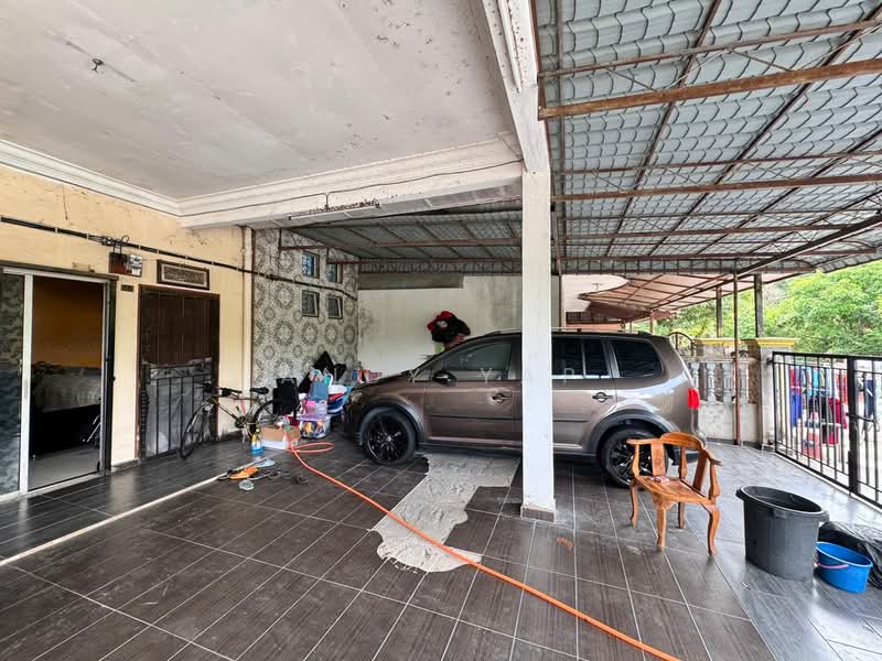 2-storey Terraced House for Sale in Taman Pelangi (Rawang) - Andy Yap - Exterior - PropertyGuru.com.my