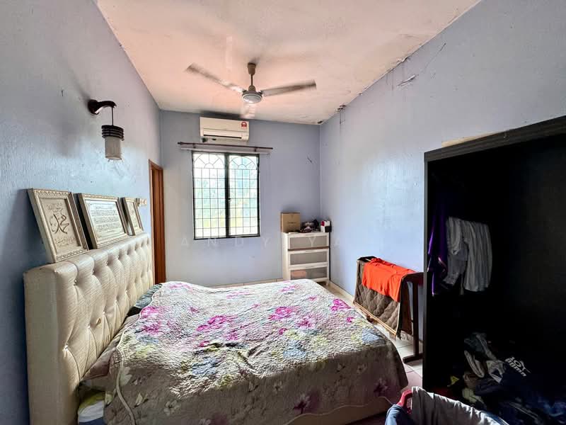 2-storey Terraced House for Sale in Taman Pelangi (Rawang) - Andy Yap - Bedroom - PropertyGuru.com.my