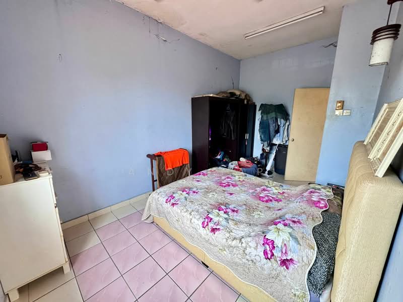 2-storey Terraced House for Sale in Taman Pelangi (Rawang) - Andy Yap - Bedroom - PropertyGuru.com.my