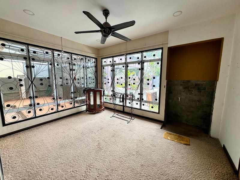 Zero-Lot Bungalow for Sale in Rawang (Selangor) - Andy Yap - Living Room - PropertyGuru.com.my