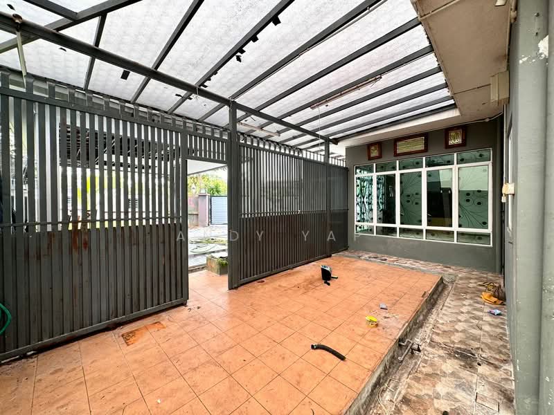 Zero-Lot Bungalow for Sale in Rawang (Selangor) - Andy Yap - Exterior - PropertyGuru.com.my